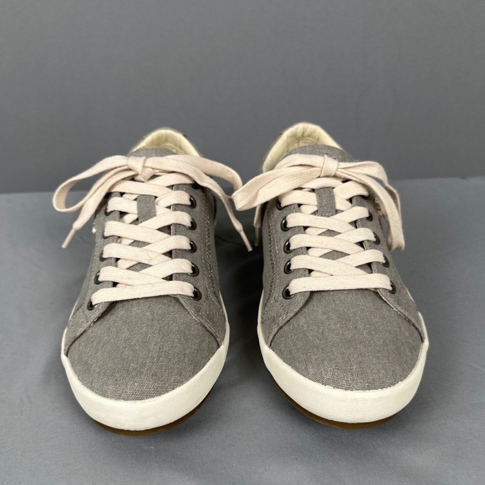 Taos Star Gray Canvas Low Top Lace Up Sneakers Womens 6.5
